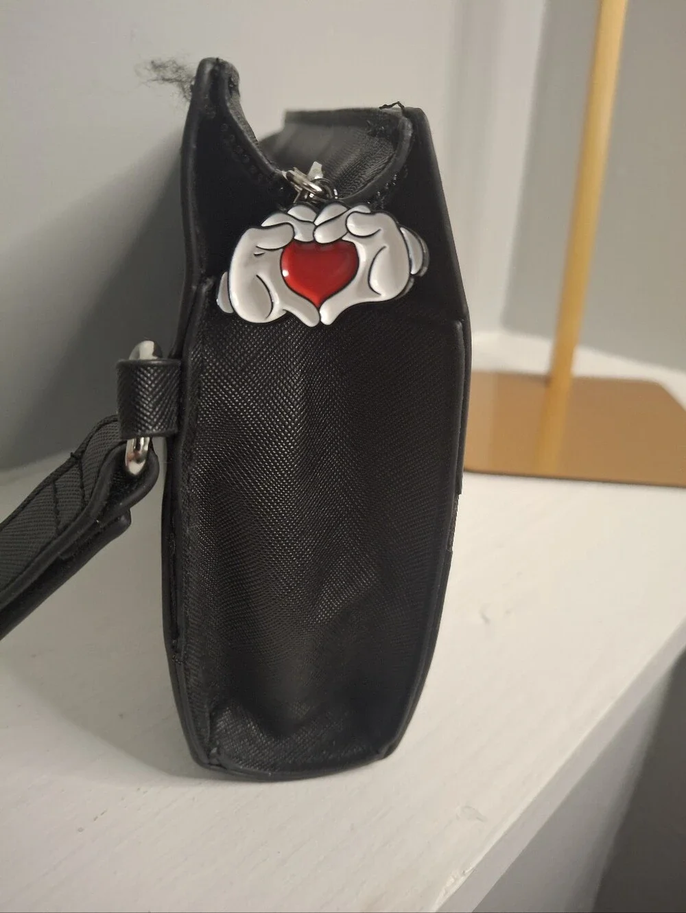 Disney Parks Mickey Minnie Crossbody Bag & Matching Wristlet Set Like New